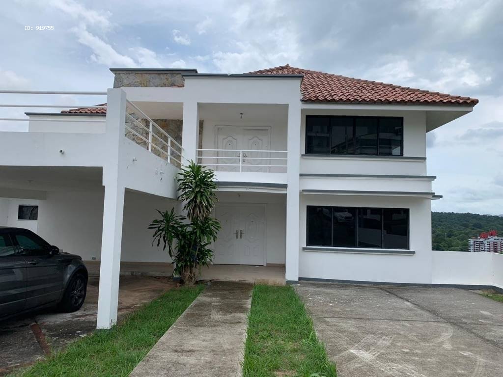 Venta – Casa nueva -Urbanización Dos Mares – 636m2 Venta – Casa nueva -Urbanización Dos Mares – 636m2