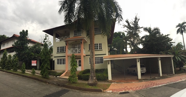 Venta – Casa en Albrook – 496m2 – terreno 706m2 For sale - House in Albrook - 496m2 - land 706m2