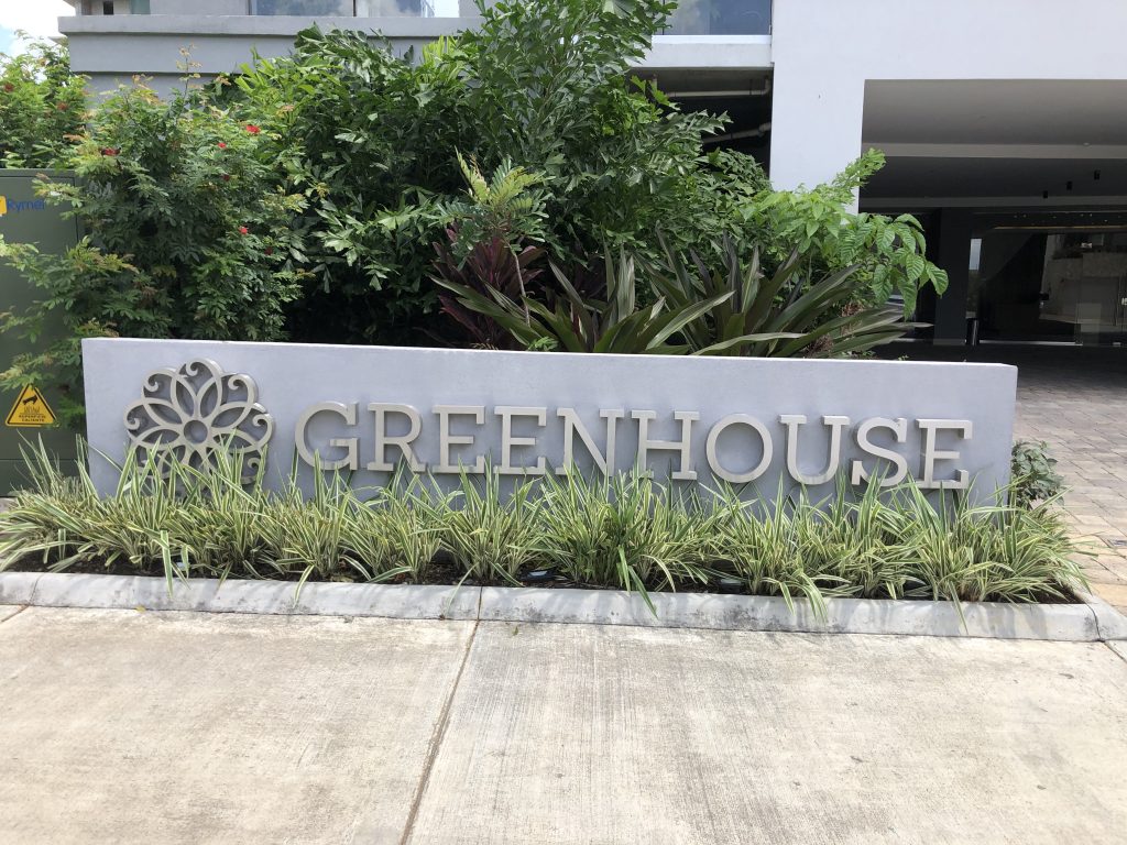 Flats in Santa Maria : PH GREENHOUSE - SANTA MARIA GOLF & COUNTRY CLUB- 425m2