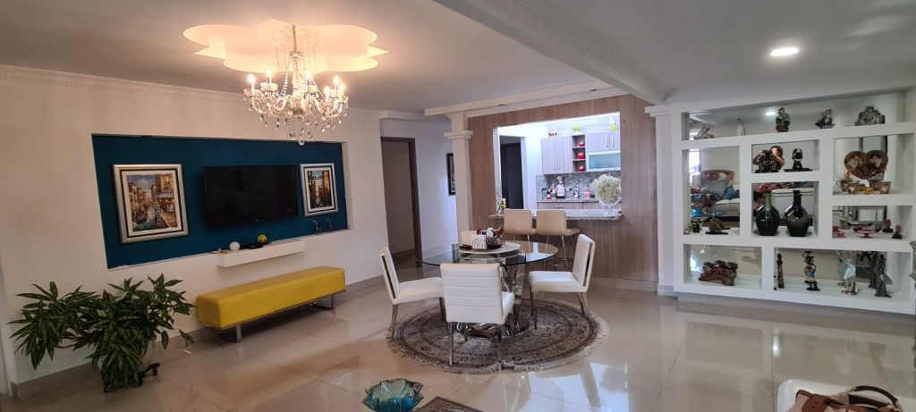 DETACHED HOUSE IN SAN GERARDO DE MAYELA