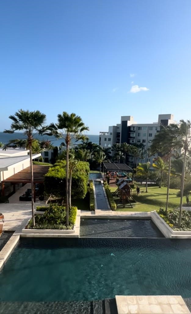 Se vende apartamento en Rio Mar Luxury Beach Community, San Carlos, frente al mar – 132 m2
