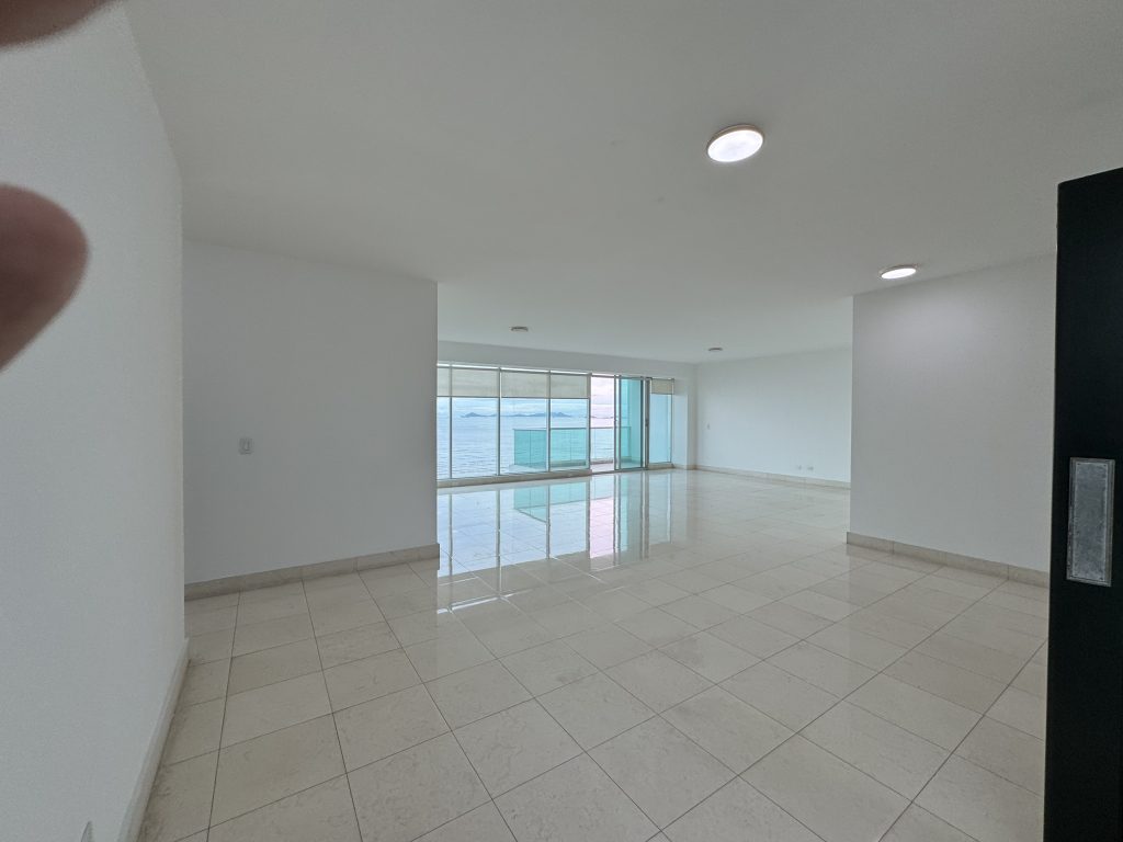 OCEAN TWO – COSTA DEL ESTE – FRENTE AL MAR