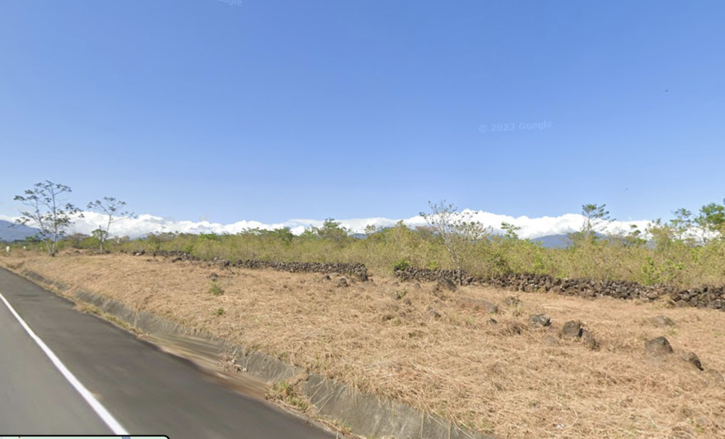 EL FRANCES – BOQUETE – SOBRE LA CARRETERA