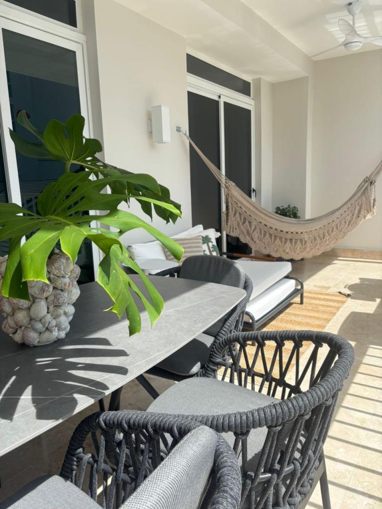 MARINA GARDENS – BUENAVENTURA